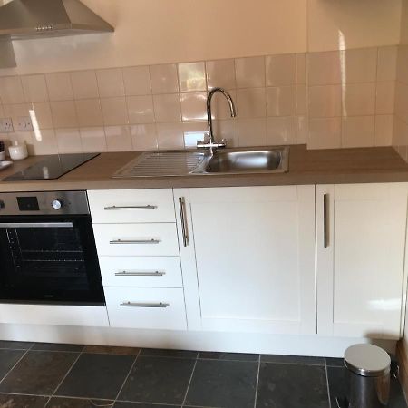 Nuneaton - Cottage - Sleeps 2 - Parking - Garden Extérieur photo