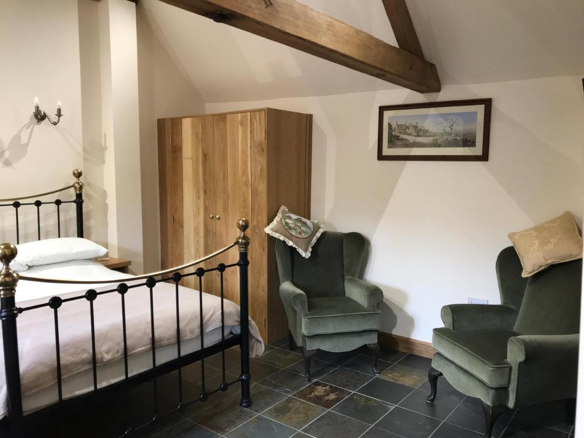 Nuneaton - Cottage - Sleeps 2 - Parking - Garden Extérieur photo