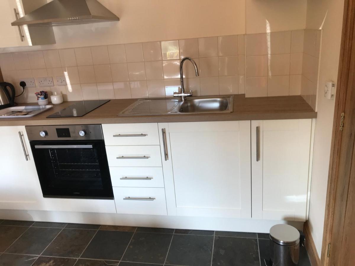 Nuneaton - Cottage - Sleeps 2 - Parking - Garden Extérieur photo