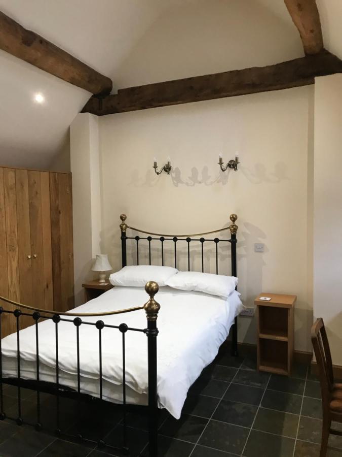 Nuneaton - Cottage - Sleeps 2 - Parking - Garden Extérieur photo
