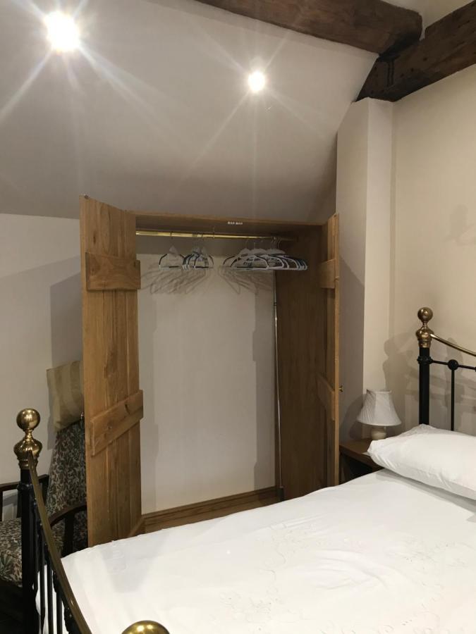 Nuneaton - Cottage - Sleeps 2 - Parking - Garden Extérieur photo